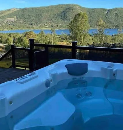 Trivelig Med Jacuzzi. *